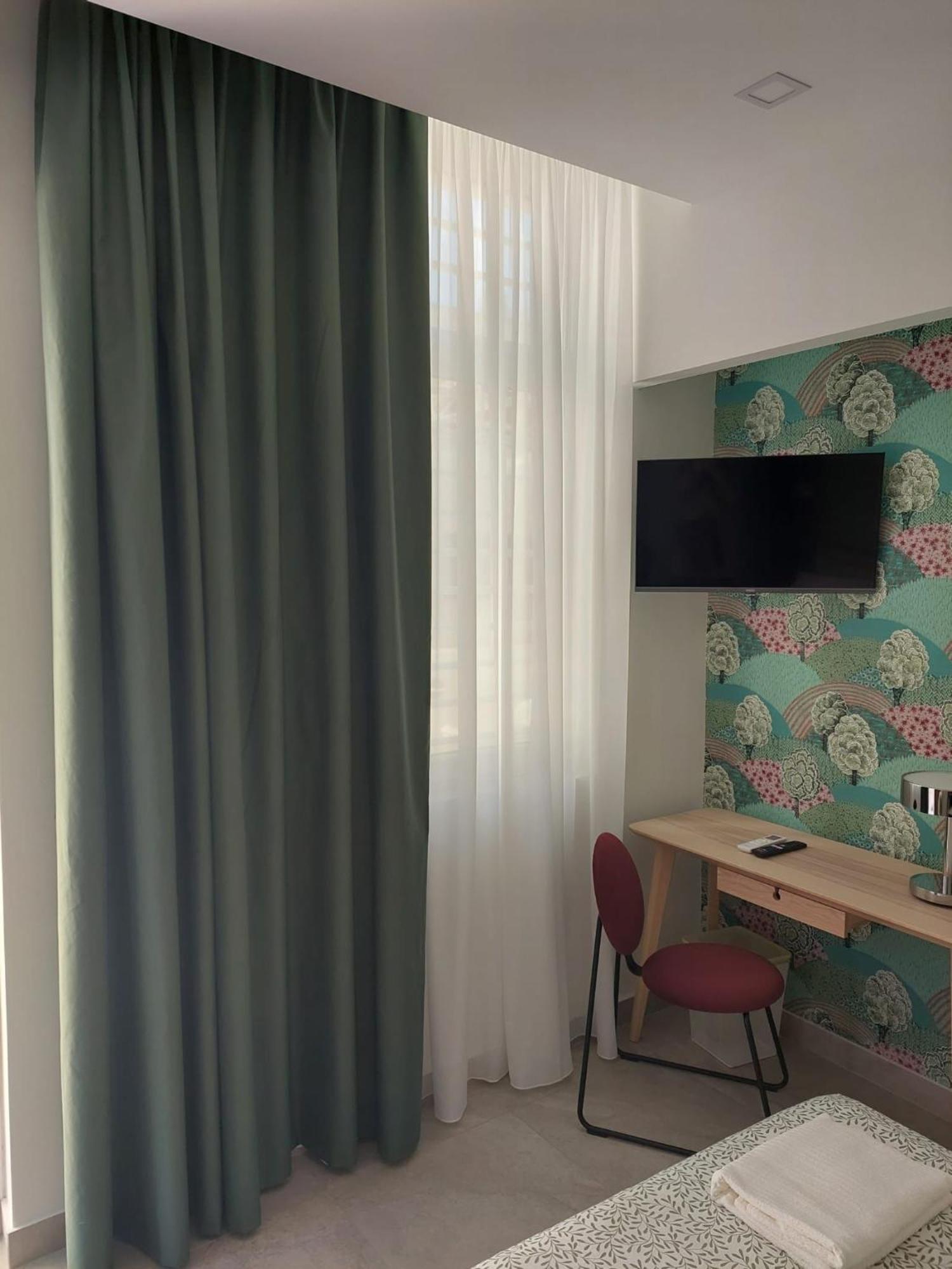 Domus Cervantes Apartment Napoli Esterno foto